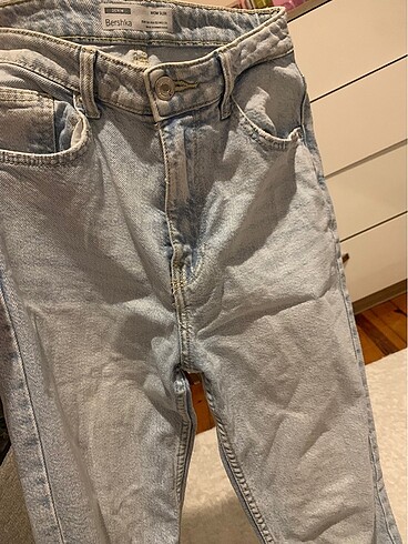 Bershka mom jean