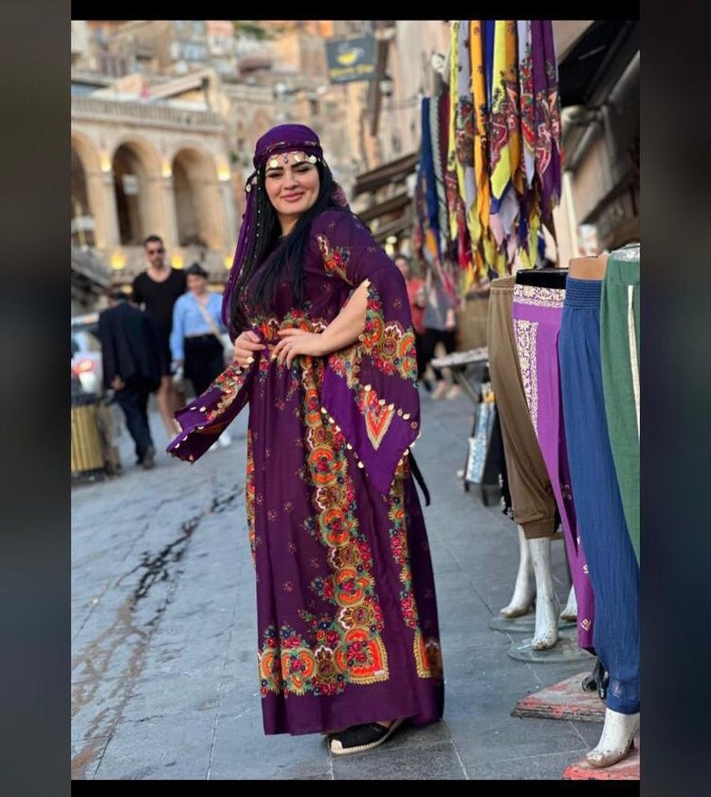 kadın yöresel kıyafet Renkli Etnik Desenli Uzun Bohem Elbise - Görsel 4