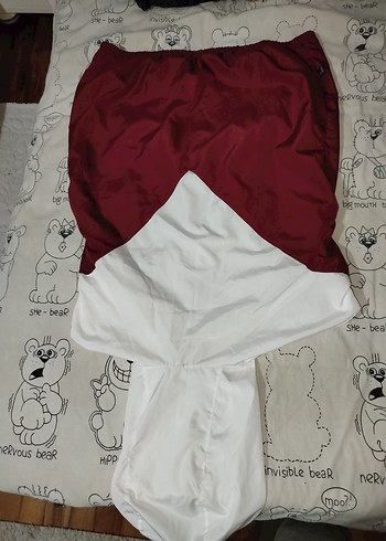 Kadın Kırmızı Beyaz Yağmurluk - Görsel 3