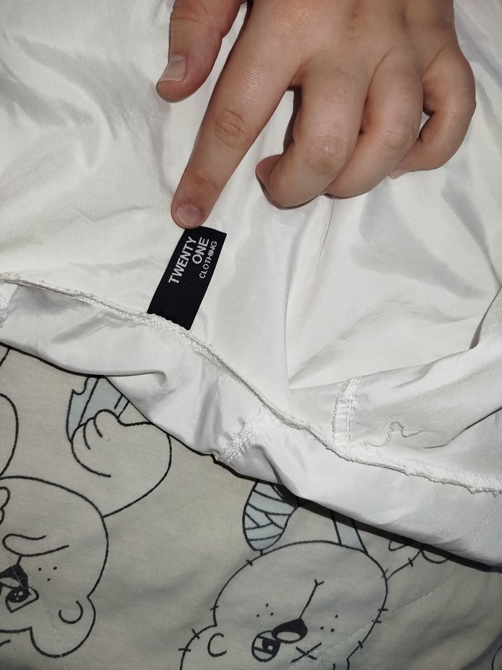 Kadın Kırmızı Beyaz Yağmurluk - Görsel 2