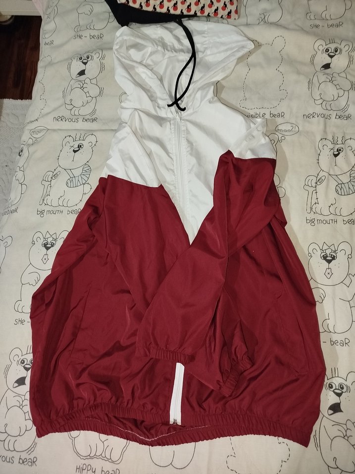 Kadın Kırmızı Beyaz Yağmurluk - Görsel 4