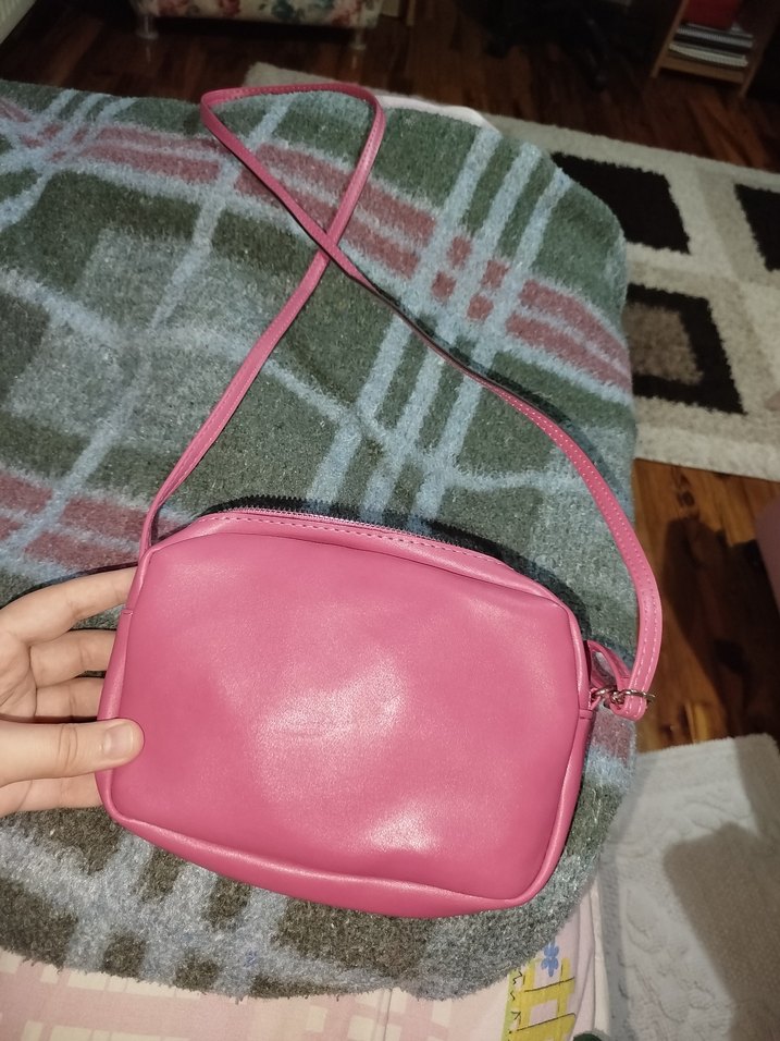 Pembe Deri Kadın Çapraz Askılı Çanta - Görsel 2