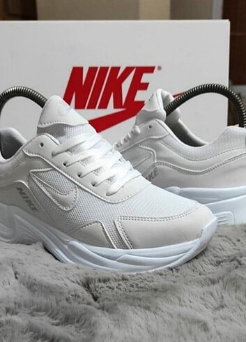Nike Nike Ayakkabı