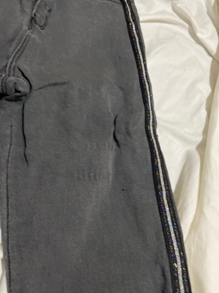 Gri Çizgili Fermuarlı Kadın Kot Pantolon - Görsel 2