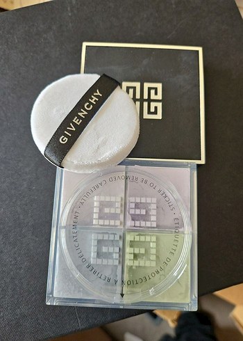 Givenchy Pudra Seti - Açık Bej Tonlar