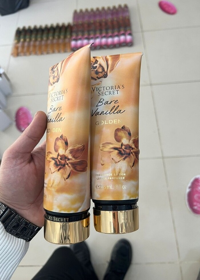 Victoria's secret vücut spreyi ve losyon Bare vanilla golden  - Görsel 2