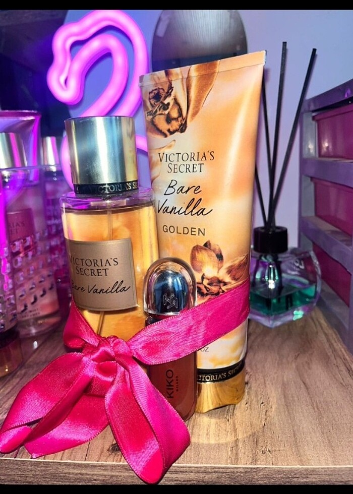 Bare vanilla vücut spreyi ve losyonu set  - Görsel 2