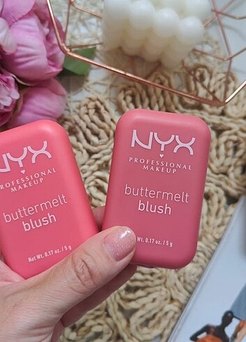 Nyx allık 