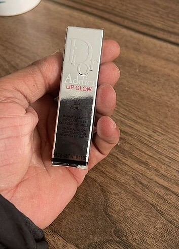 Beden Dior addict lip glow 04 coral