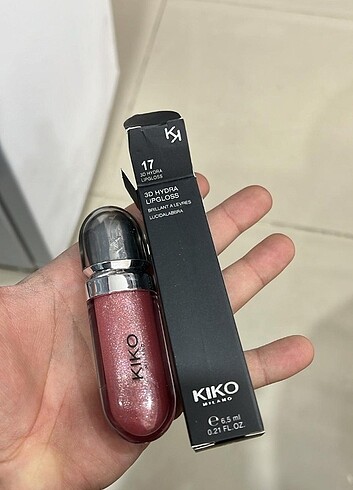 Kiko 17 lip gloss 