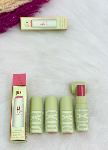 Pixi lip balm 