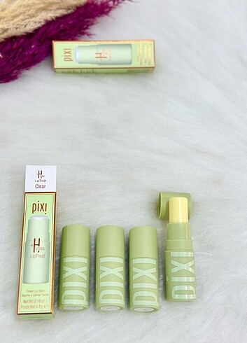 Beden çeşitli Renk Pixi lip balm