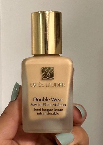 Estee Lauder Double Wear Uzun Süre Kalıcı Fondöten