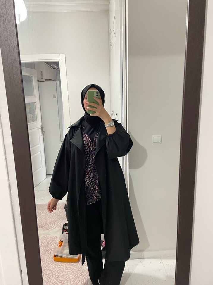 Siyah Uzun Trençkot - Görsel 2