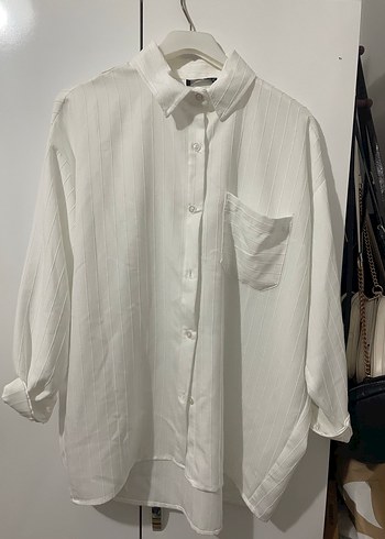 Beyaz Çizgili Gömlek - Görsel 3