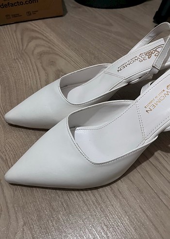 Beyaz Stiletto Topuklu Kadın Abiye Ayakkabı - Görsel 4