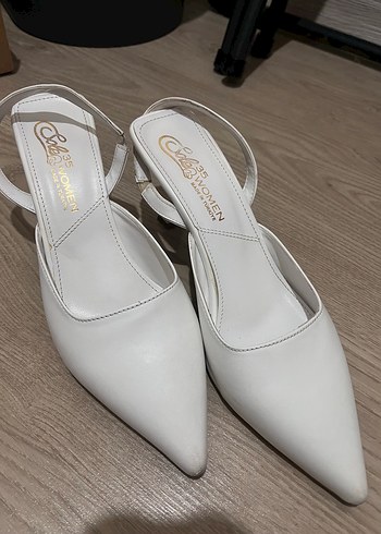 Beyaz Stiletto Topuklu Kadın Abiye Ayakkabı