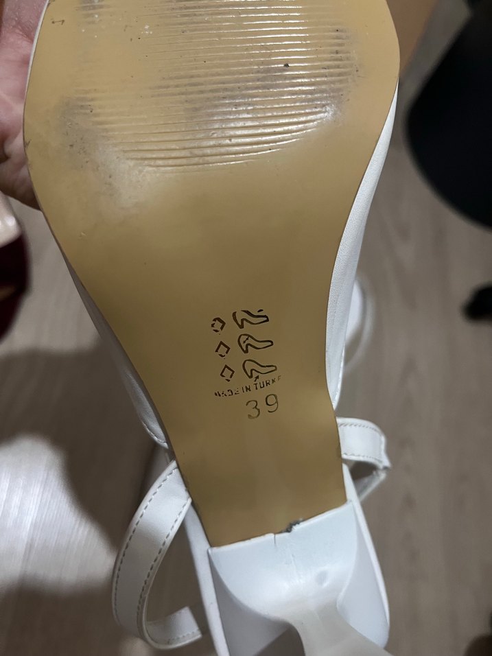 Beyaz Stiletto Topuklu Kadın Abiye Ayakkabı - Görsel 3