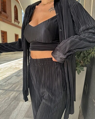 diğer Beden siyah Renk 3 Parça Pliseli Crop Atlet Gömlek Ve Beli Lastikli Pantolon Takı