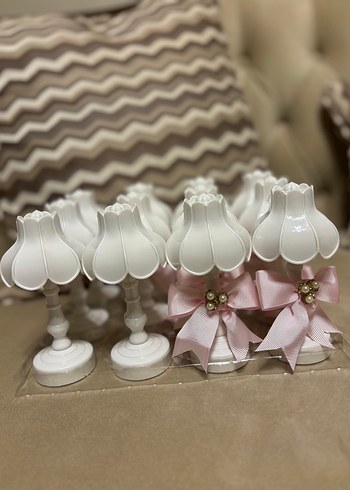 Beyaz Mini Lamba Pembe Fiyonklu - Görsel 3