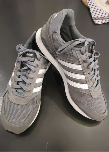 Adidas Gri Suet Sneaker