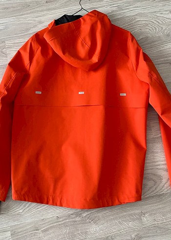 Parlak Turuncu Kapüşonlu Kadın Yağmurluk - Görsel 3