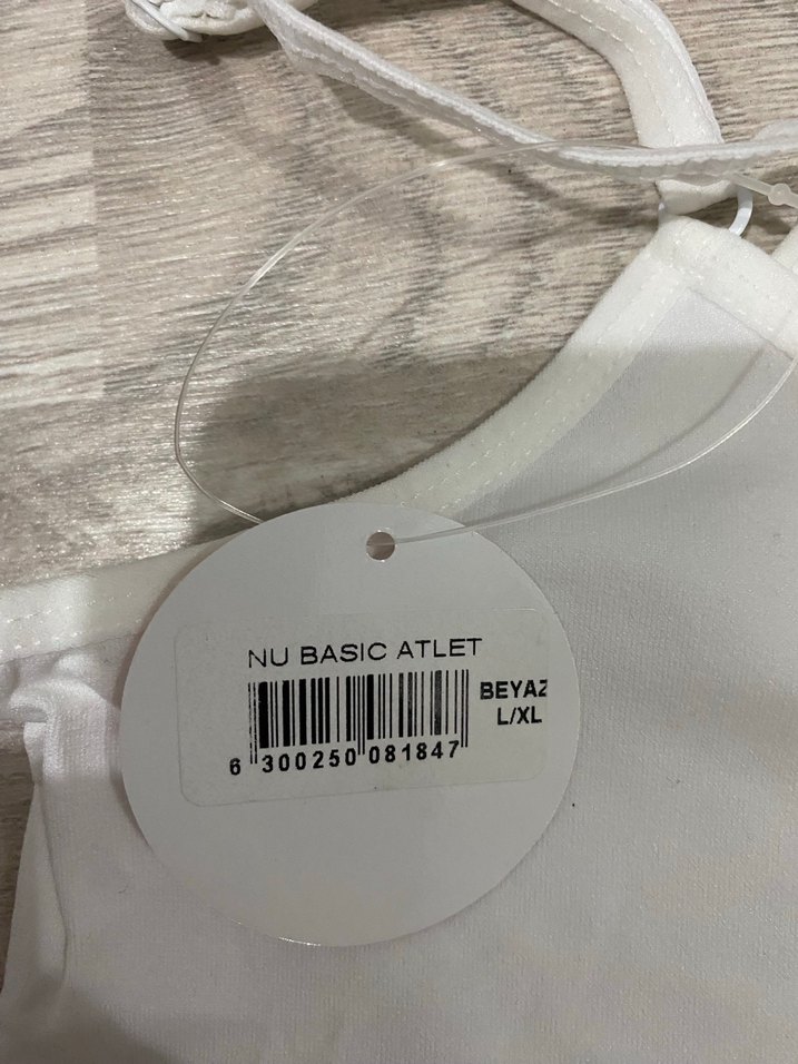 Beyaz İnce Askılı Pamuklu Kadın Atlet - Görsel 2