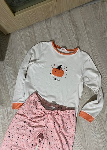Kızlar için Uzun Kollu Pembe Baskılı Pijama Takımı - Görsel 3