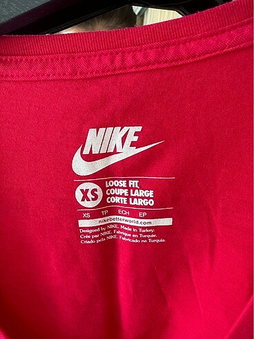 xs Beden pembe Renk Nike orijinal spor tshirt