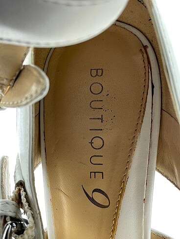 37,5 Beden beyaz Renk Boutique 9 Stiletto %70 İndirimli.