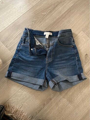 H&M kız çocuk kot şort