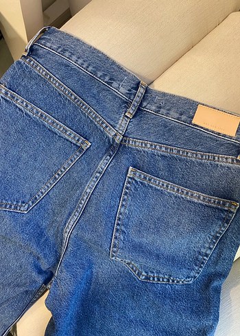 MNG Düğmeli Mavi Kadın Denim Midi Jean - Görsel 4