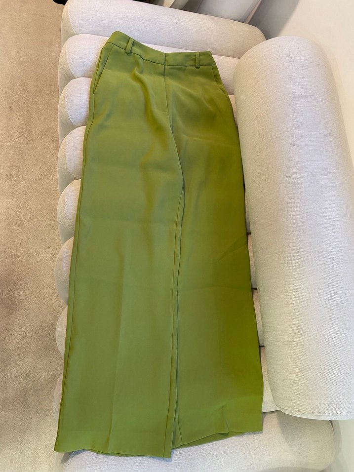 Kadın Yeşil Rahat Kesim Kumaş Pantolon - Görsel 4