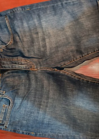 Düğmeli Mavi Midi Denim Şort