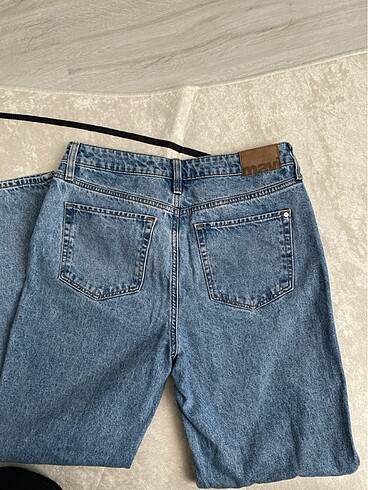 28 Beden mavi Renk Jeans