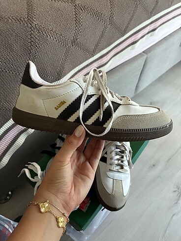 Adidas Samba