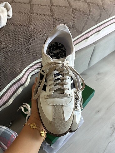 40 Beden beyaz Renk Adidas Samba