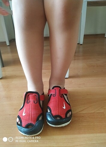 Orijinal Nike erkek çocuk terlik