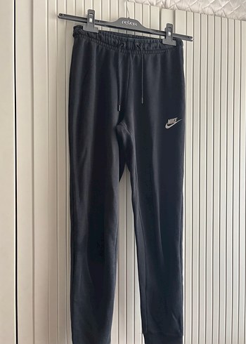 Nike xs