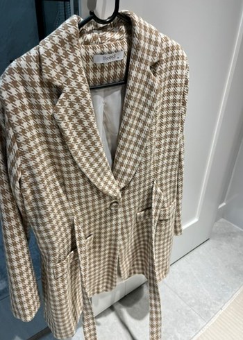 Bej Ekoseli Kuşaklı Kadın Blazer