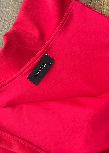 Kırmızı Drapeli Uzun Abiye Elbise - Görsel 4