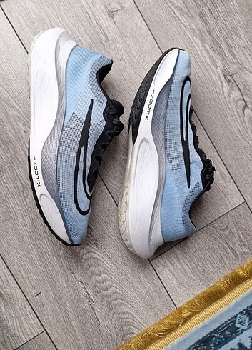 Nike Zoom Fly 5.