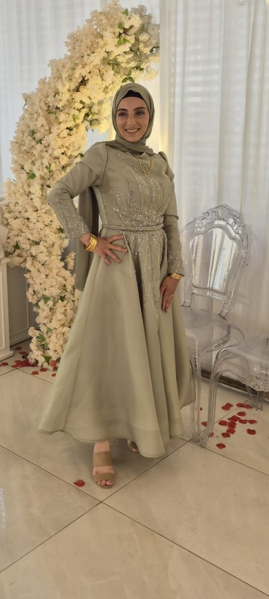 Mint Yeşili Nakışlı Uzun Kollu Abiye Elbise - Görsel 2