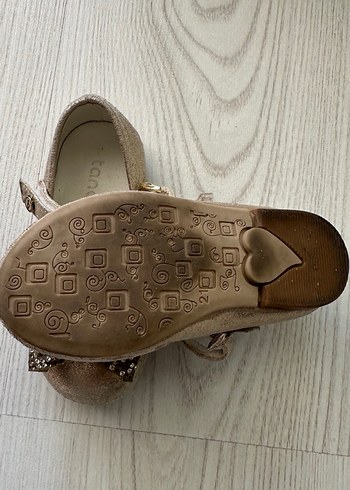 Kızlar için Altın Renkli Yılan Desenli Babet - Görsel 4