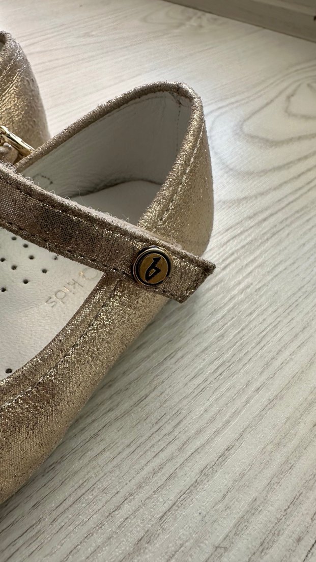 Kızlar için Altın Renkli Yılan Desenli Babet - Görsel 3