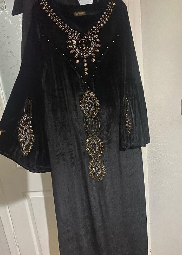 Kadife tesettür elbise - Görsel 2