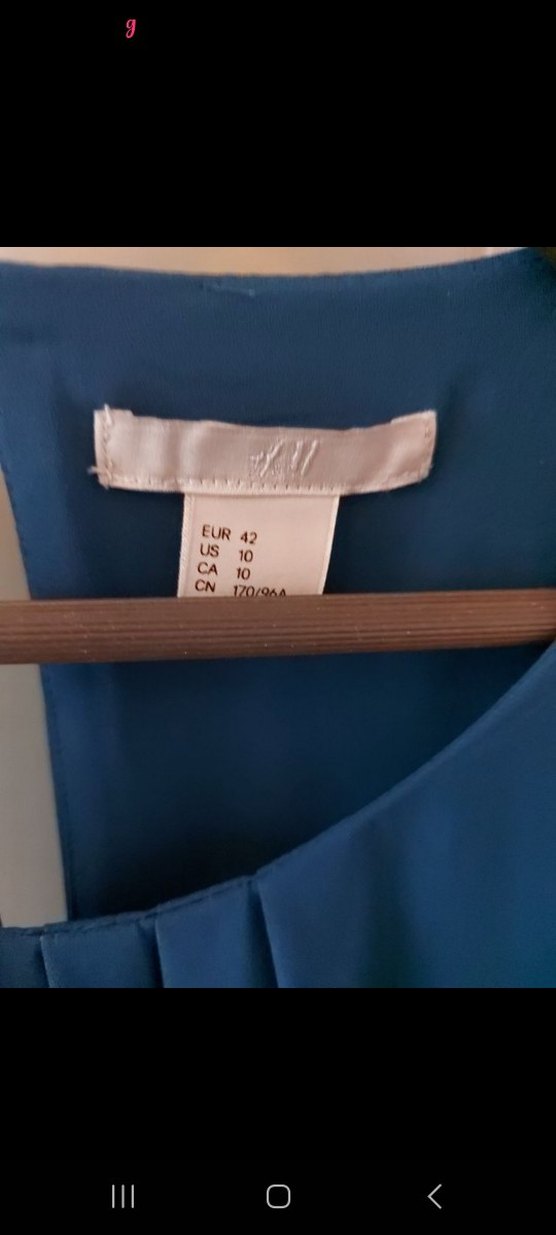 Mavi Dökümlü Kolsuz Elbise - Görsel 3