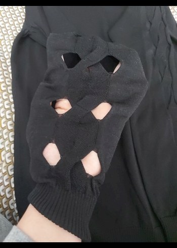 Siyah kol detaylı bluz - Görsel 2