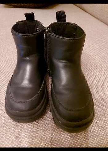 Çocuk Botu - Görsel 2