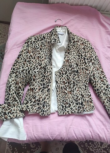 xl Beden Leopar crop ceket